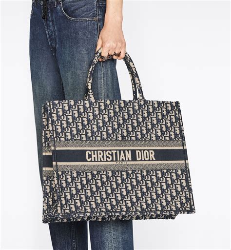 dior book tote used